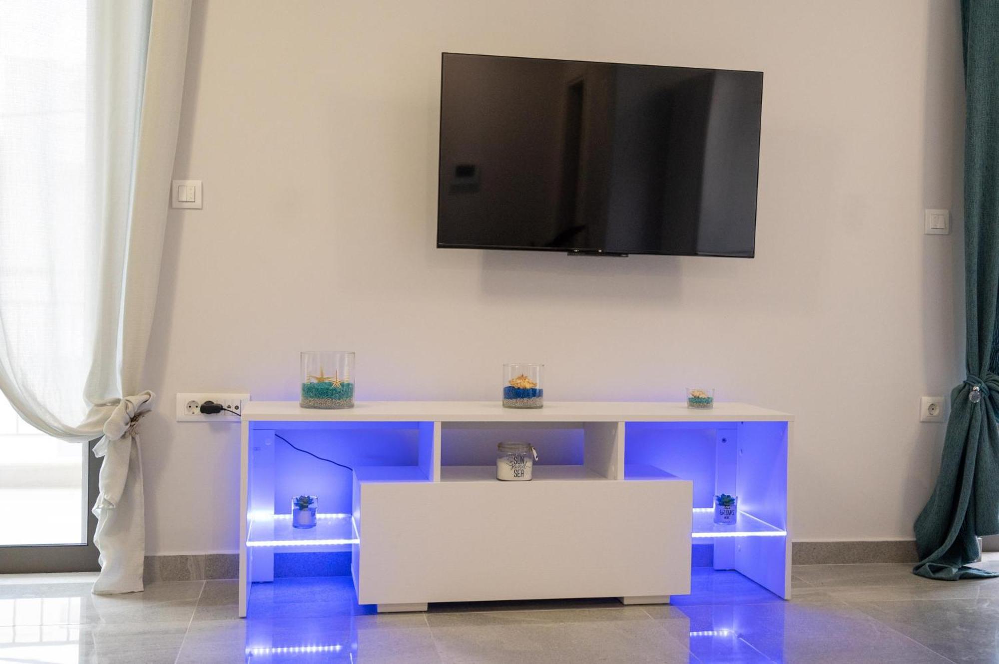 Apartment 3s Tolo